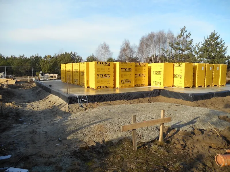 Niwy 120 m² – parterowy dom murowany z płaskim dachem 1